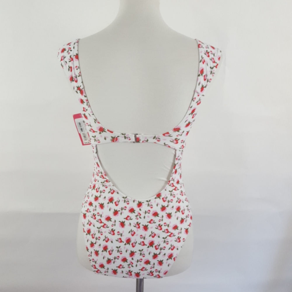 Junior Cinch Front Cut Out One Piece Swimsuit - Picture 10 of 14